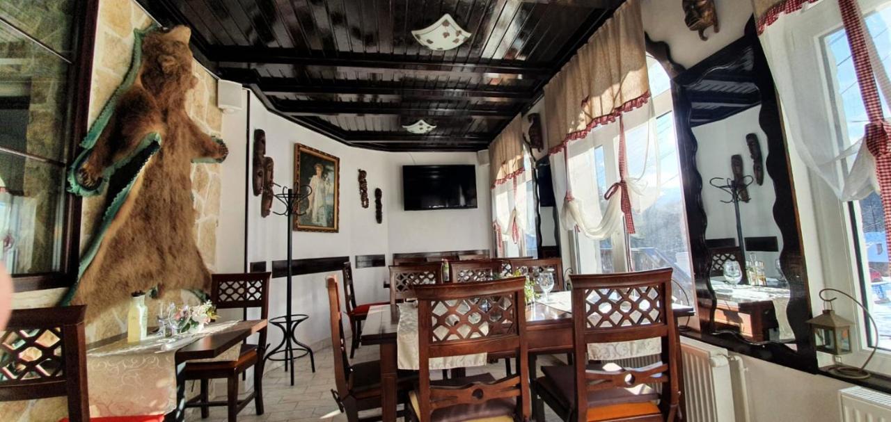 Pensiunea Alpin Predeal Exterior photo